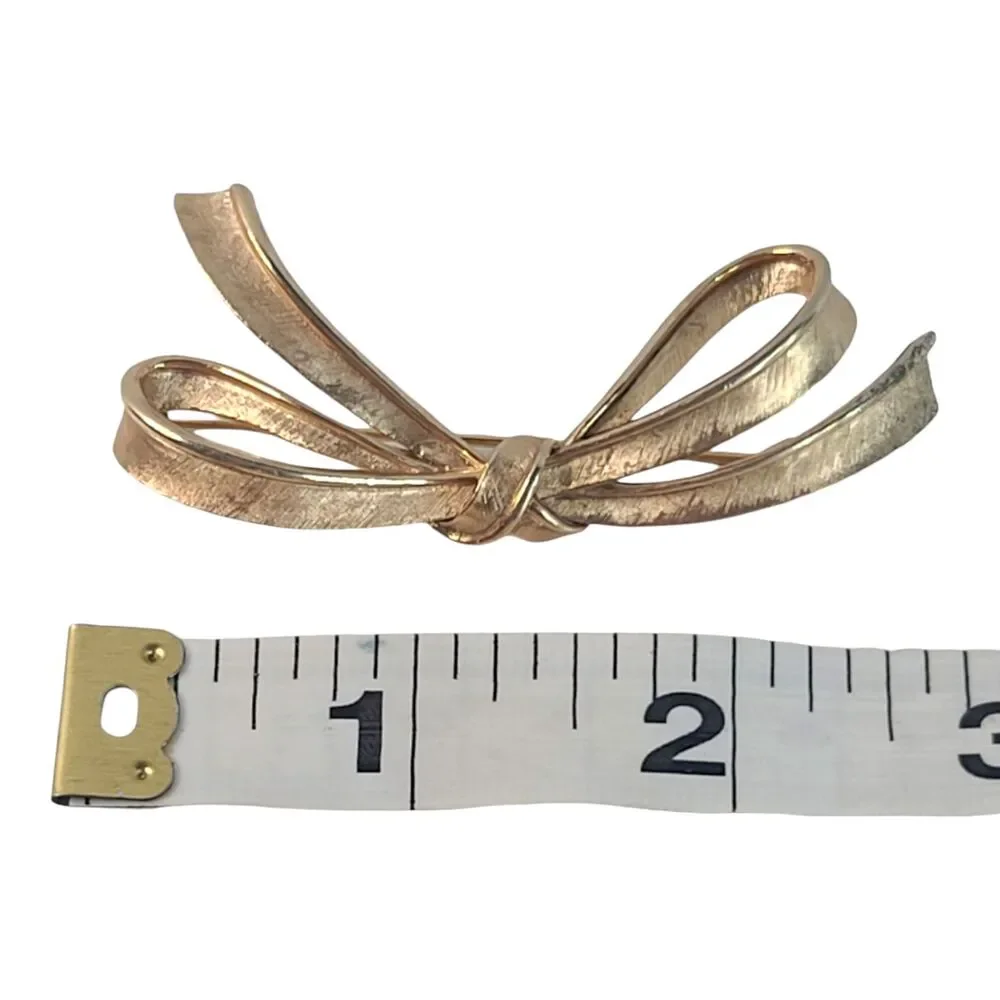 Vintage Trifari Brushed Gold Tone Bow Brooch Pin Signed